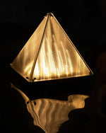 Bild in die Galerieansicht laden, Fragment Tischlampe