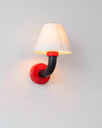 Carica l'immagine nella visualizzazione Galleria, Lampada da parete Twist Shine
