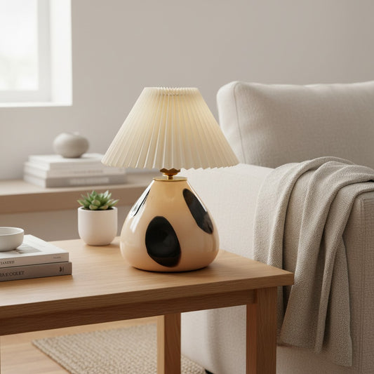 Undara Tafellamp - Geplooide Stoffen Kap Glazen Voet Decoratieve Lamp voor Woonkamer