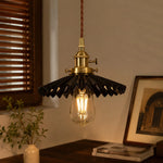 Cargar imagen en el visor de la Galería, pleated ceramic pendant light 12
