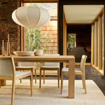 Afbeelding laden in galerijweergave, Alvian hanglamp - linnen kap met verstelbare hoogte voor gezellige eetkamer