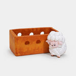 Załaduj obraz do przeglądarki galerii, sheep-in-box-main