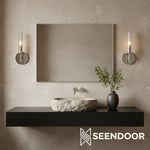 Afbeelding laden in galerijweergave, Bravira geribbelde glazen wandlamp - buis metalen lamp in klassieke afwerkingen