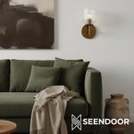 Afbeelding laden in galerijweergave, Bravira geribbelde glazen wandlamp - metalen wandlamp met heldere glazen kap