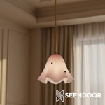 Cargar imagen en el visor de la galería, Lámpara colgante con pantalla floral Bellina Iluminación decorativa para el hogar