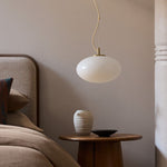 Afbeelding laden in galerijweergave, Lumivelle minimalistische glazen hanglamp – verstelbare hoogte dimbaar ontwerp