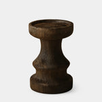 Afbeelding laden in galerijweergave, Short dark solid wood candle holder on a neutral background