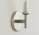 Afbeelding laden in galerijweergave, Bravira geribbelde glazen wandlamp - buis metalen lamp in klassieke afwerkingen