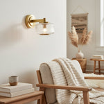 Afbeelding laden in galerijweergave, Canovus geribbelde glazen kap wandlamp - elegante messing wandlamp voor woonkamerverlichting