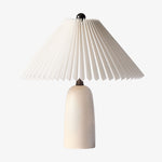 Afbeelding laden in galerijweergave, Ceruna Vintage Stijl Tafellamp - Metalen Kooi Kap voor Studiekamer en Lounge