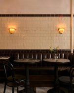 Carica immagine nel visualizzatore della Galleria, Lampada da parete in vetro artigianale Bellina design contemporaneo per corridoio