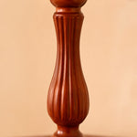 Carica l'immagine nella visualizzazione Galleria, Carved wooden table lamp stem detail