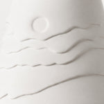 Cargar imagen en el visor de la Galería, Close view of the sculpted ceramic surface