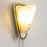 Cargar imagen en el visor de la Galería, Vintage French pull-chain wall sconce