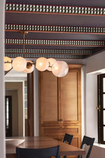 Afbeelding laden in galerijweergave, Pawrior Multi-kop Organische Glazen Sferische Kroonluchter - Modern Wolk Ontwerp Tak Licht