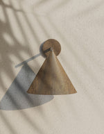Carica l'immagine nella visualizzazione Galleria, Lampada da Parete Cone