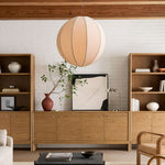 Afbeelding laden in galerijweergave, Alvian hanglamp - linnen kap met verstelbare hoogte voor gezellige eetkamer