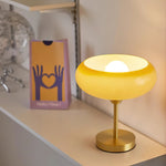 Bild in die Galerieansicht laden, Eierkuchen Glas Tischlampe
