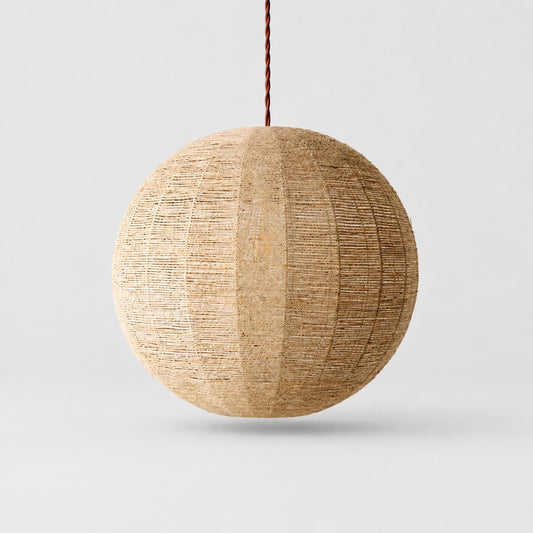 Suspension sphérique en fibres naturelles tressées à la main