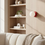 Afbeelding laden in galerijweergave, Nuevola Zachte Sculpturale Wandlamp – Minimalistische Decoratieve Wandlamp voor Moderne Binnenruimtes