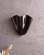 Carica immagine nel visualizzatore della Galleria, Lampada da parete in vetro artigianale Bellina design contemporaneo per corridoio