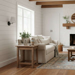 Afbeelding laden in galerijweergave, Ruffmeto Stoffen Wandkandelaar – Met geplooide details op een Sculpturaal Metalen Frame voor Studiekamer of Gang