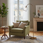 Afbeelding laden in galerijweergave, Brazara verstelbare vloerlamp met glazen kap – gebogen metalen steel voor woonruimtes