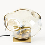 Afbeelding laden in galerijweergave, Glissora glazen tafellamp – zachte sculpturale glazen vorm voor woonkamer of slaapkamer