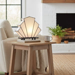 Afbeelding laden in galerijweergave, Kelsar Klassieke Tiffany Tafellamp – Met de Hand Gesneden Glas Art Deco Tafellamp voor Woonkamer of Slaapkamer