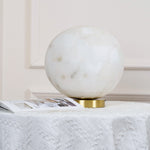 Bild in die Galerieansicht laden, Alabaster Kugel Tischlampe