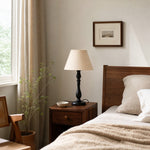 Afbeelding laden in galerijweergave, Vintage table lamp styled on a bedside table