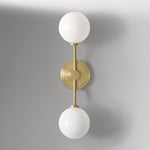 Charger l'image dans le visualiseur de la galerie, Applique murale en fer Arden Glass à 2 lumières - Design moderne courbé pour salle de bain ou couloir