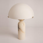 Bild in die Galerieansicht laden, Peono Alabaster Tischlampe