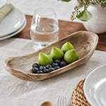 Afbeelding laden in galerijweergave, Distressed Paulownia Wood Boat-Shaped Serving Tray scene 2