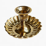Załaduj obraz do przeglądarki galerii, Scalloped Lace Candlestick
