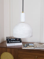 Bild in die Galerieansicht laden, Blair Alabaster Pendelleuchte
