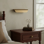 Carica immagine nel visualizzatore della Galleria, Applique da parete moderna in metallo Hidra – Applique minimalista a luce diretta verso il basso per case moderne