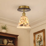 Cargar imagen en el visor de la Galería, Shell glass ceiling light in a compact entryway scene