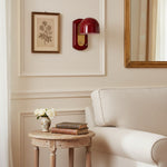 Afbeelding laden in galerijweergave, Livessa Moderne Wandlamp – Sculpturale Glazen Kap Wandlamp voor Slaapkamer of Woonkamer