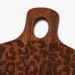 Bild in die Galerieansicht laden, Lepwood Premium Schneide- und Servierbrett aus Sapele-Holz mit Leopardenmuster für Tischdekoration und Unterhaltung