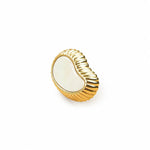 Afbeelding laden in galerijweergave, French Vintage Cashew Shell Brass Cabinet Knobs and Pulls - image 1