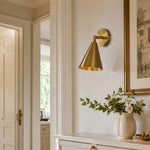 Cargar imagen en el visor de la Galería, Natural brass wall light in a vintage entryway