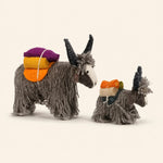 Załaduj obraz do przeglądarki galerii, Handmade Nepal Wool Felt Yak Ornament