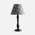 Afbeelding laden in galerijweergave, Vintage black iron table lamp with night birch fabric shade