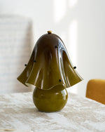 Carica immagine nel visualizzatore della Galleria, Lampada da tavolo decorativa Bellina - Forma scultorea a fiore di campana