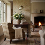 Cargar imagen en el visor de la Galería, Curva Aplique de Pared Industrial de Metal - Brazo Curvo de Latón - Lámpara con Cúpula Martillada