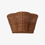 Afbeelding laden in galerijweergave, Wickara Geweven Wandkandelaar – Wandlamp met Geschulpte Mandenkap voor Slaapkamer