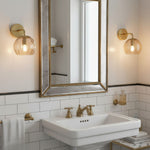 Afbeelding laden in galerijweergave, Tracian messing gestructureerde glazen wandlamp – moderne klassieke wandkandelaar voor interieur en gangen