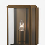 Afbeelding laden in galerijweergave, Boxar Buitenmuurlantaarn – Metalen Frame en Helder Glas voor Veranda's of Entrees