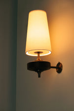 Afbeelding laden in galerijweergave, Meva Contemporary Multi-Head Wall Lamp for Living Room & Corridor